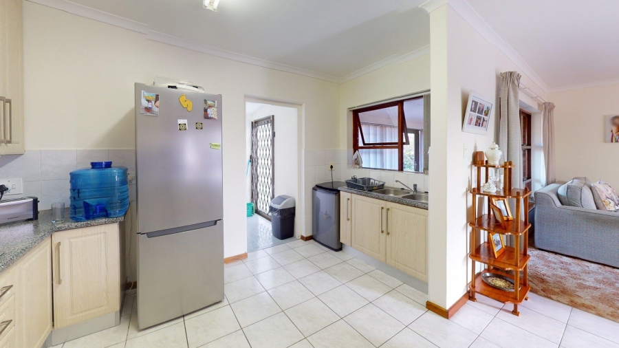 2 Bedroom Property for Sale in Sherwood Eastern Cape
